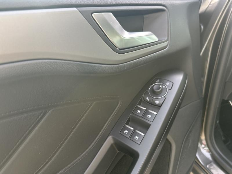 FORD Focus d’occasion à vendre à ALÈS chez SNMA (Photo 5)