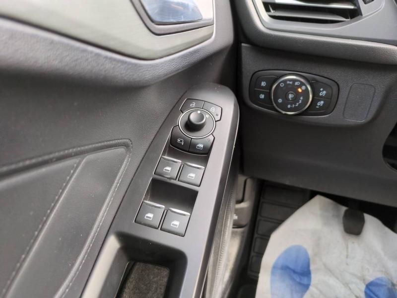 FORD Focus d’occasion à vendre à ALÈS chez SNMA (Photo 13)